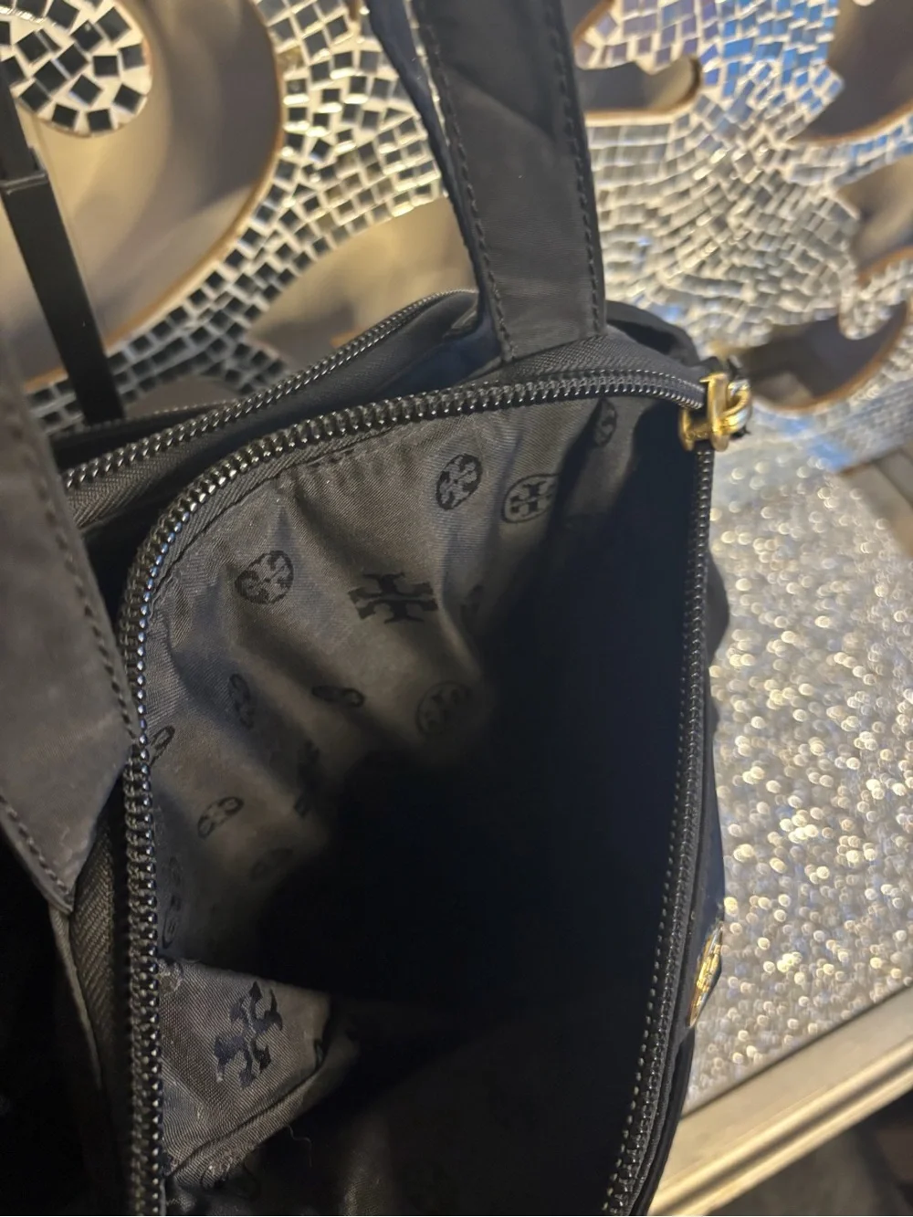 💕Tory Burch Black Nylon Weekender with Logo Medallion